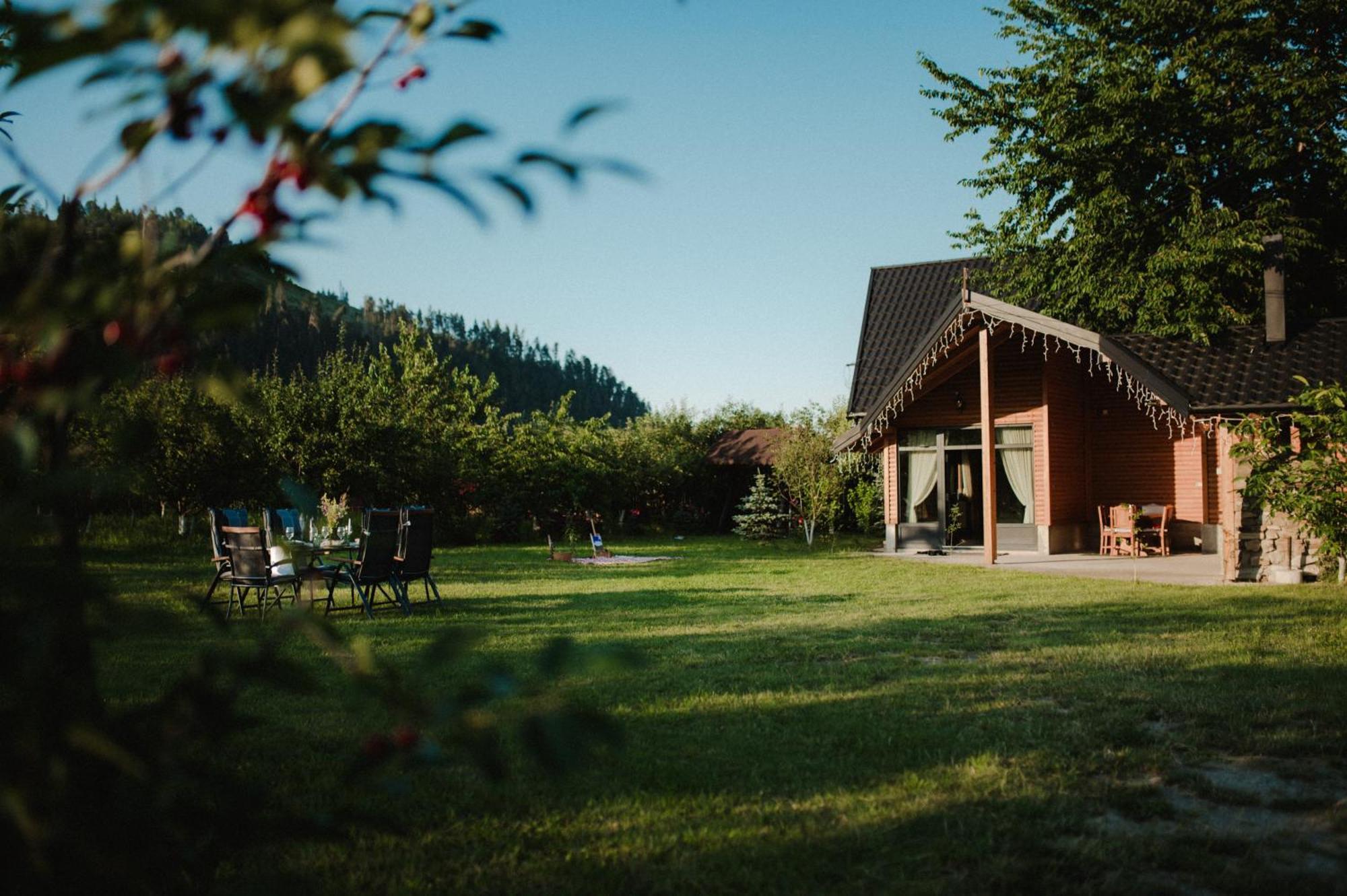 Moonlake Chalet Gainesti Eksteriør billede